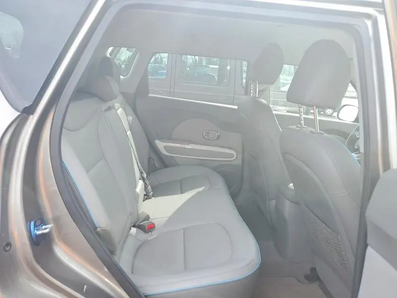 2018 KIA SOUL EV +  