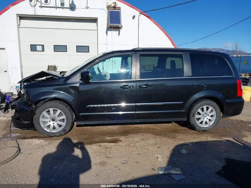 2016 CHRYSLER TOWN & COUNTRY TOURING