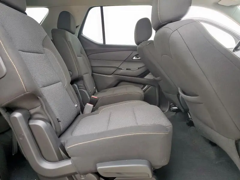 2020 CHEVROLET TRAVERSE LT  