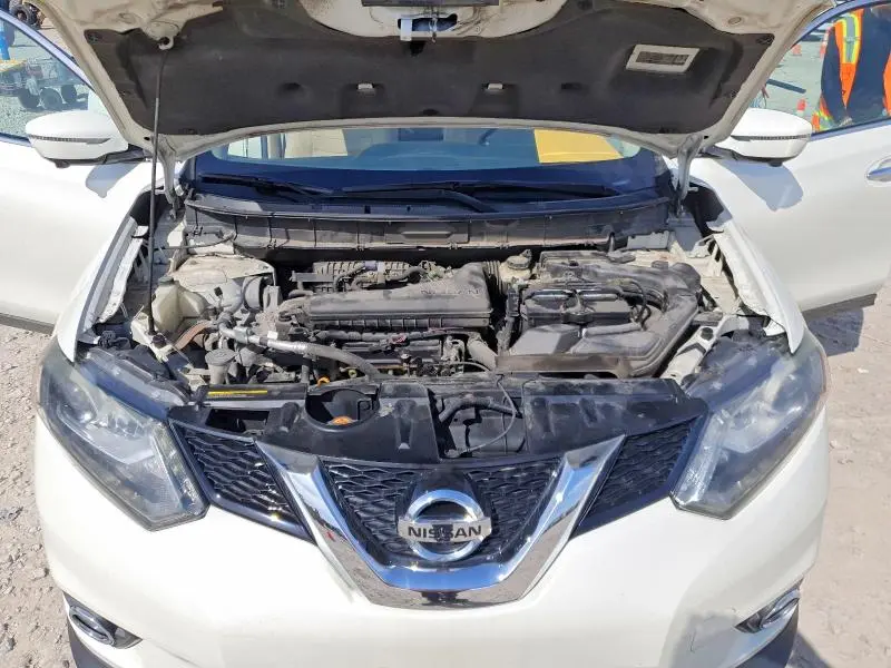2016 NISSAN ROGUE SL  