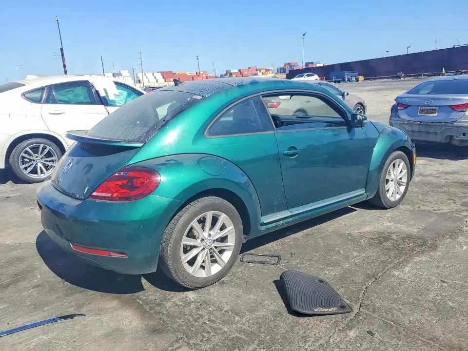 2018 VOLKSWAGEN BEETLE S  