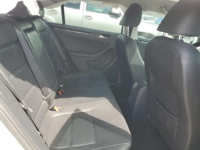 2017 VOLKSWAGEN JETTA SEL  