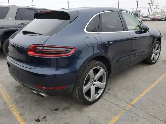 2016 PORSCHE MACAN S  