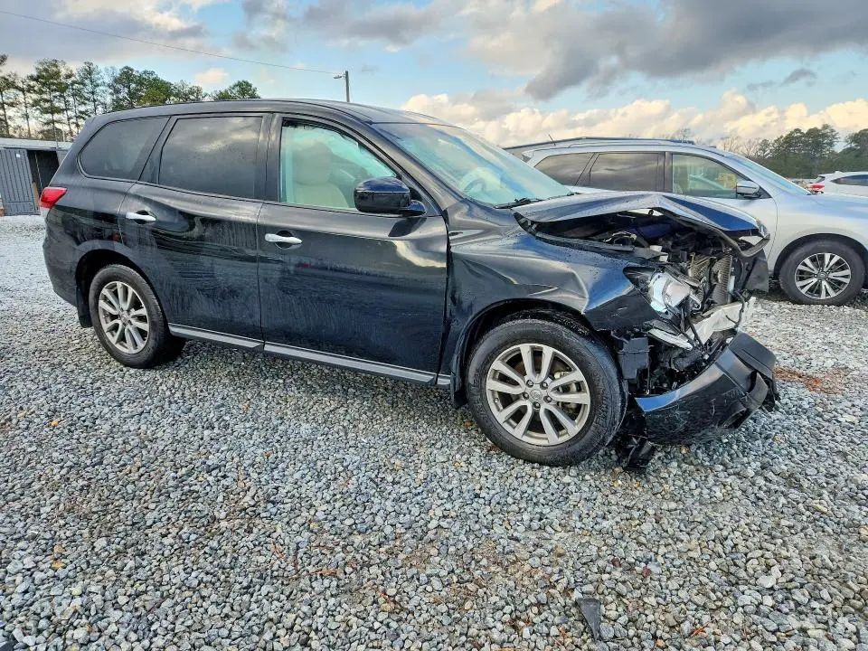 2014 NISSAN PATHFINDER S  