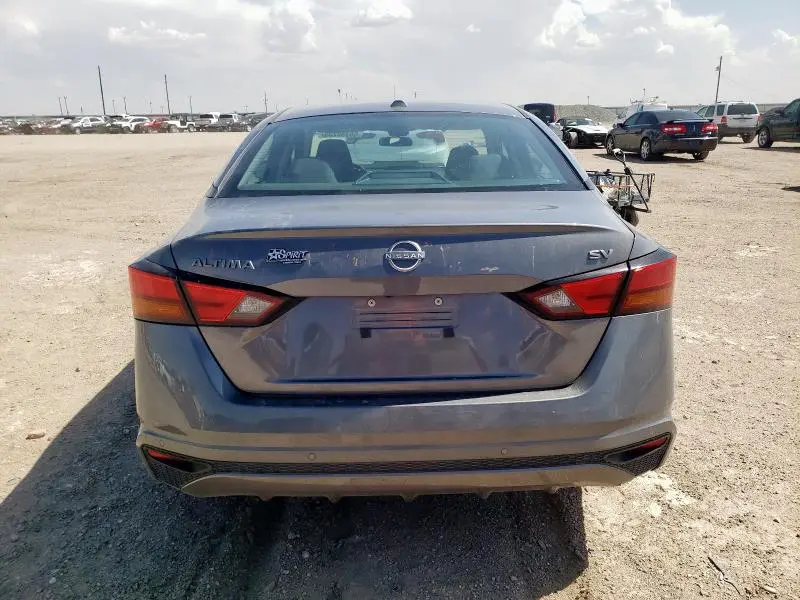 2024 NISSAN ALTIMA SV  