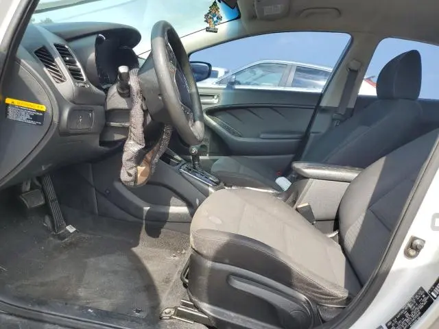 2017 KIA FORTE LX  