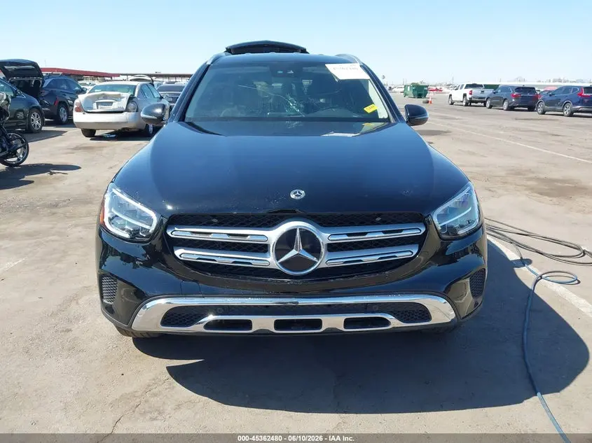 2022 MERCEDES-BENZ GLC 300 SUV