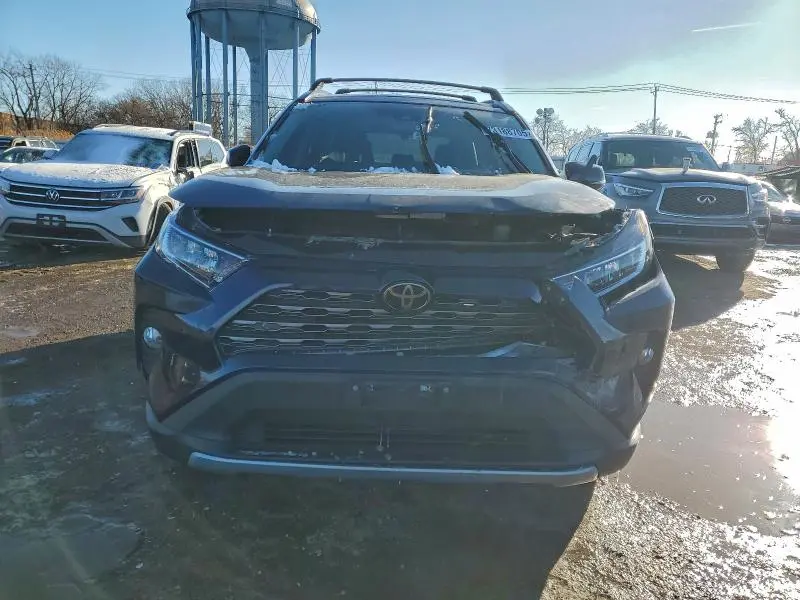 2019 TOYOTA RAV4 LIMITED  