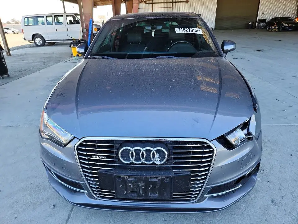 2016 AUDI A3 E-TRON PREMIUM  