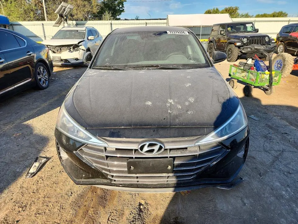 2020 HYUNDAI ELANTRA SEL  