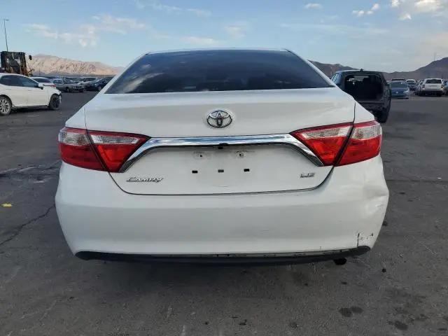 2016 TOYOTA CAMRY LE