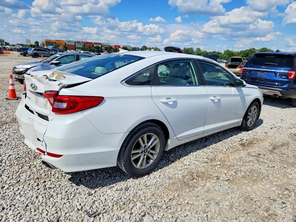 2016 HYUNDAI SONATA SE  