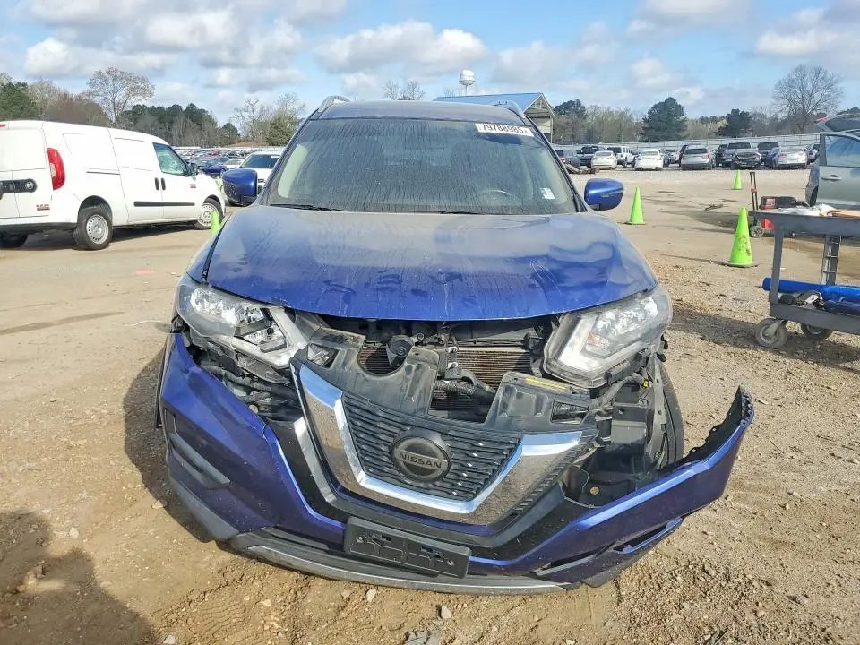 2018 NISSAN ROGUE SV  