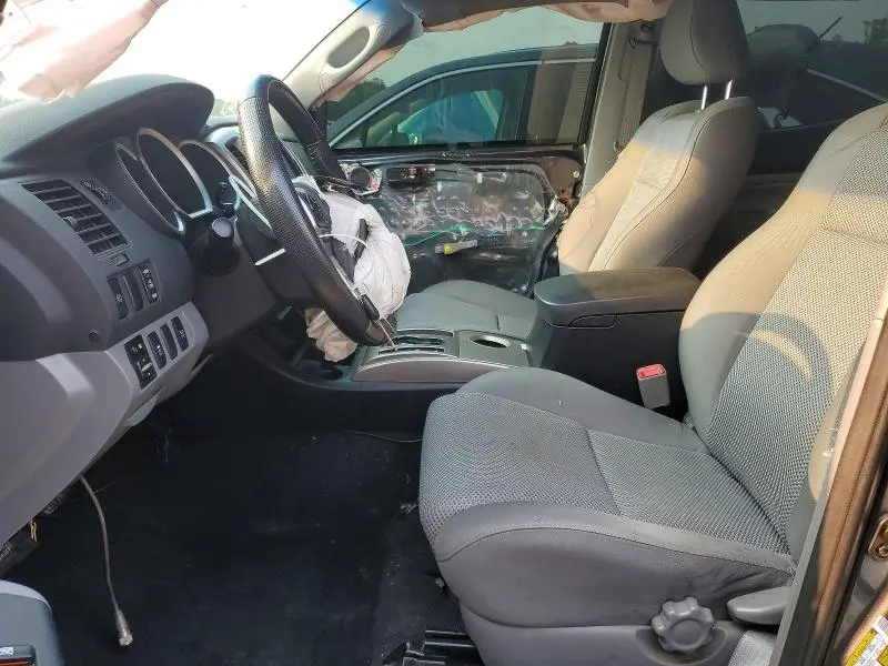 2015 TOYOTA TACOMA V6  