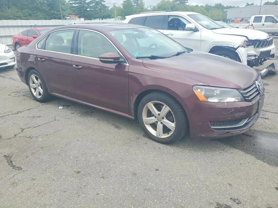 2012 VOLKSWAGEN PASSAT SE  
