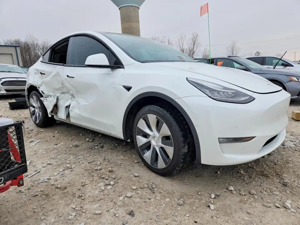2022 TESLA MODEL Y   