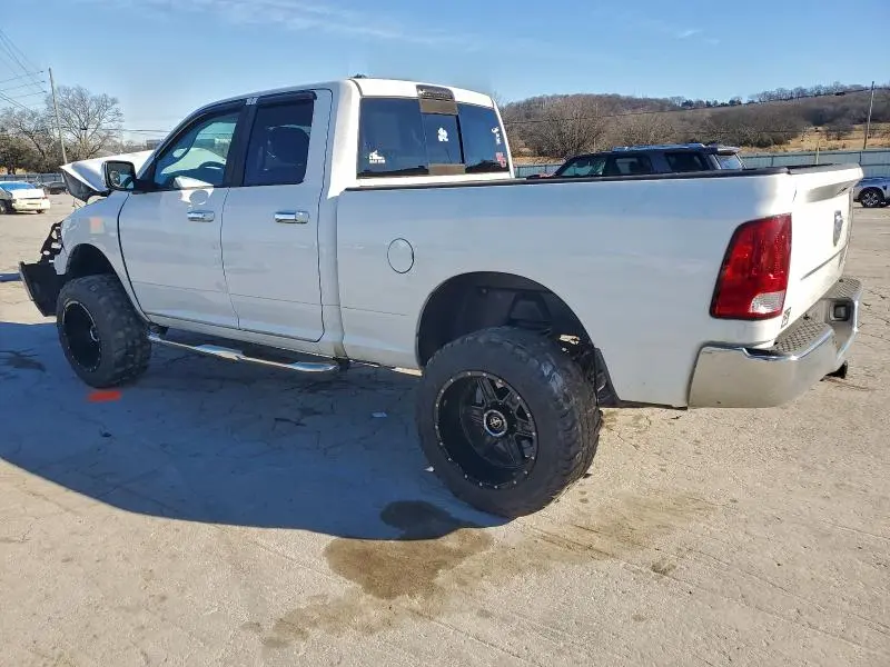 2014 RAM 1500 SLT  