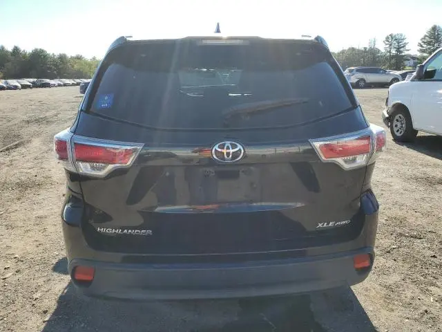 2015 TOYOTA HIGHLANDER XLE  