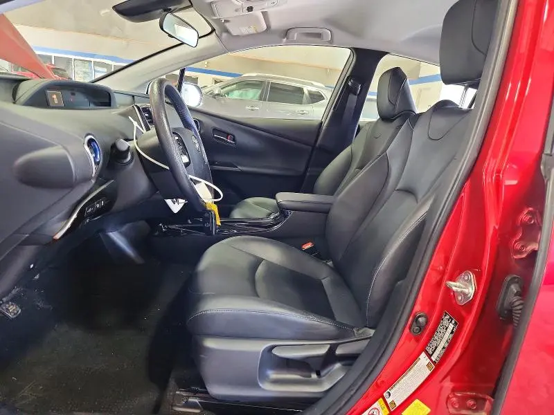 2018 TOYOTA PRIUS THREE TOURING  