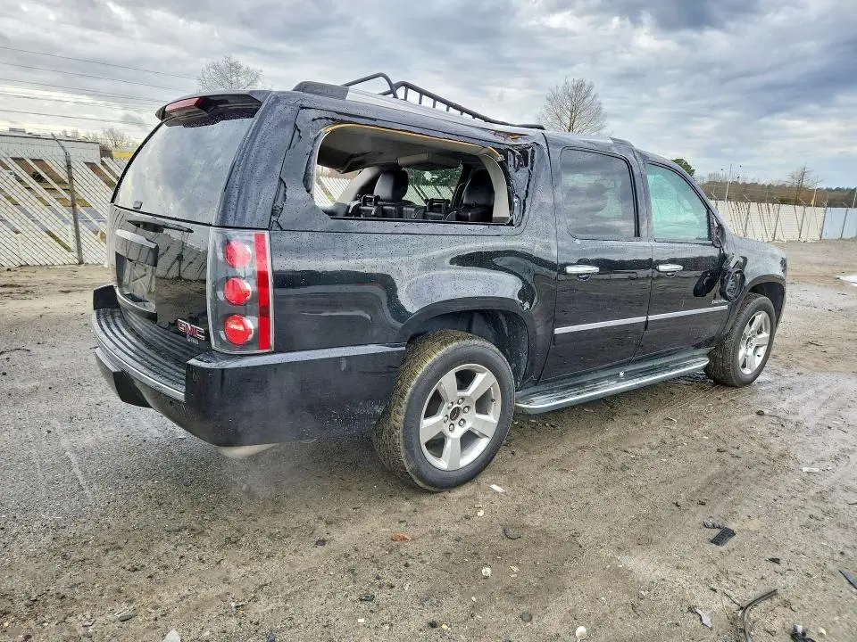 2013 GMC YUKON XL DENALI  