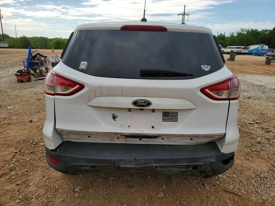 2016 FORD ESCAPE SE  