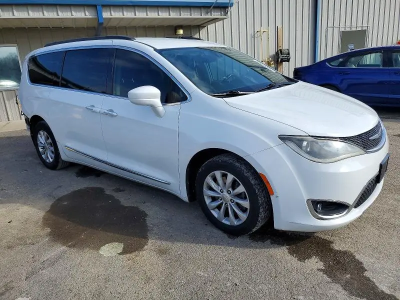 2017 CHRYSLER PACIFICA TOURING L  