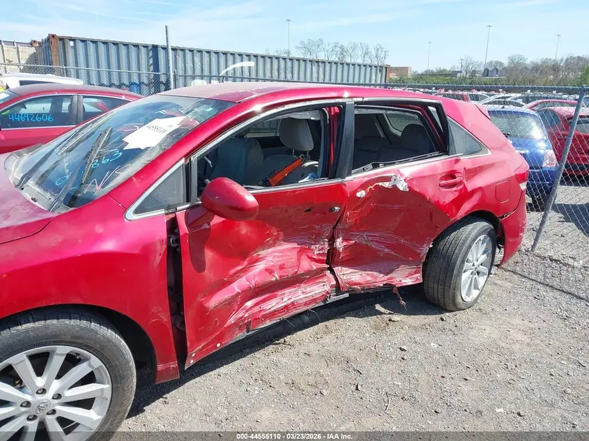 2010 TOYOTA VENZA  