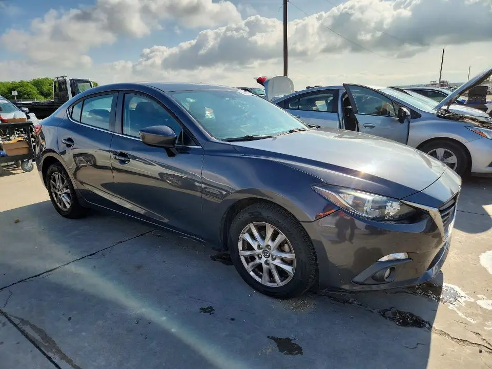 2016 MAZDA 3 TOURING  