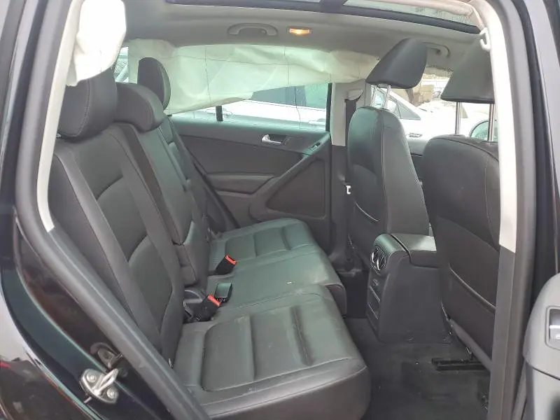 2016 VOLKSWAGEN TIGUAN S  