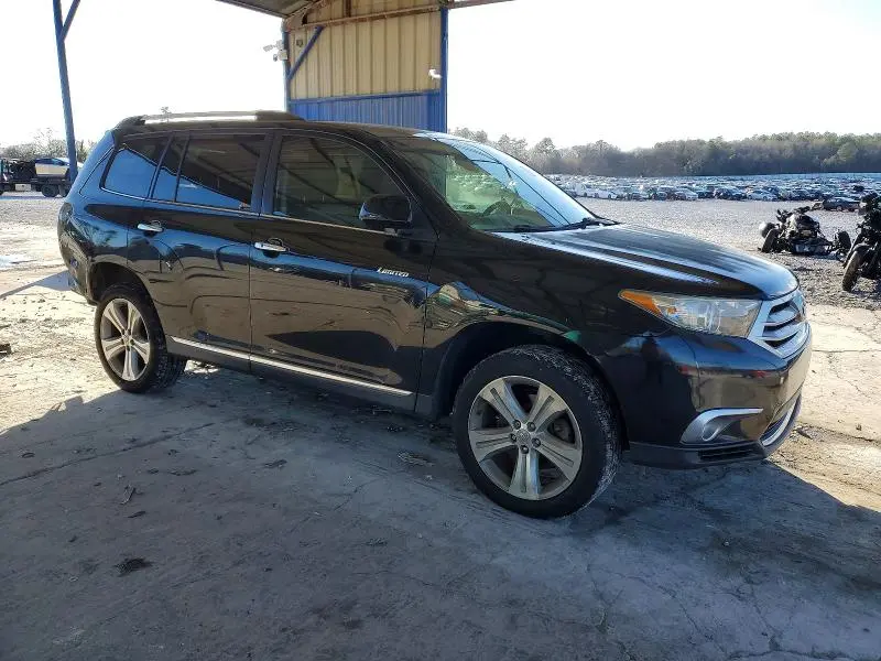 2013 TOYOTA HIGHLANDER LIMITED  