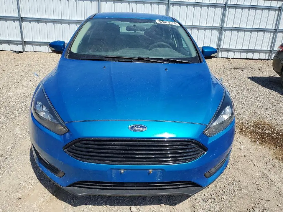 2017 FORD FOCUS SE  