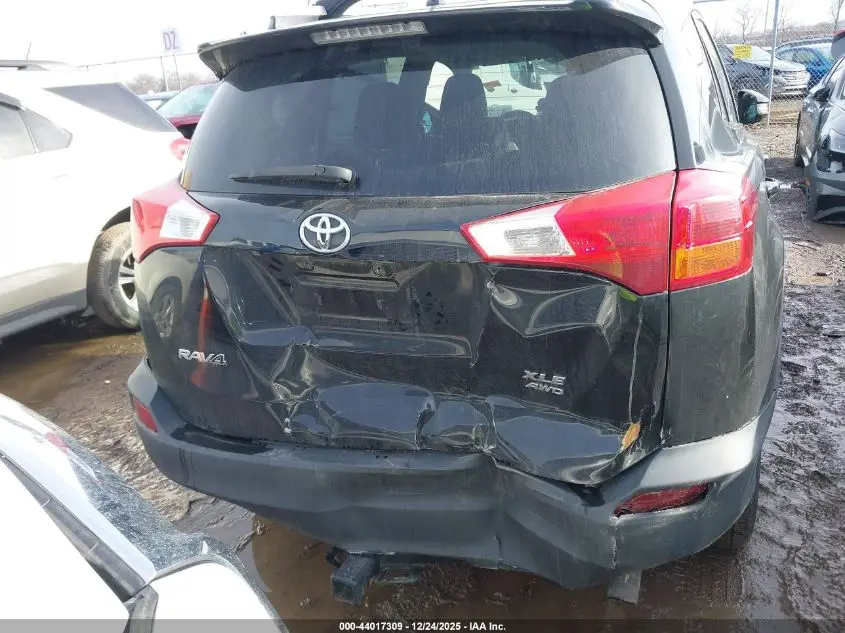 2013 TOYOTA RAV4 XLE