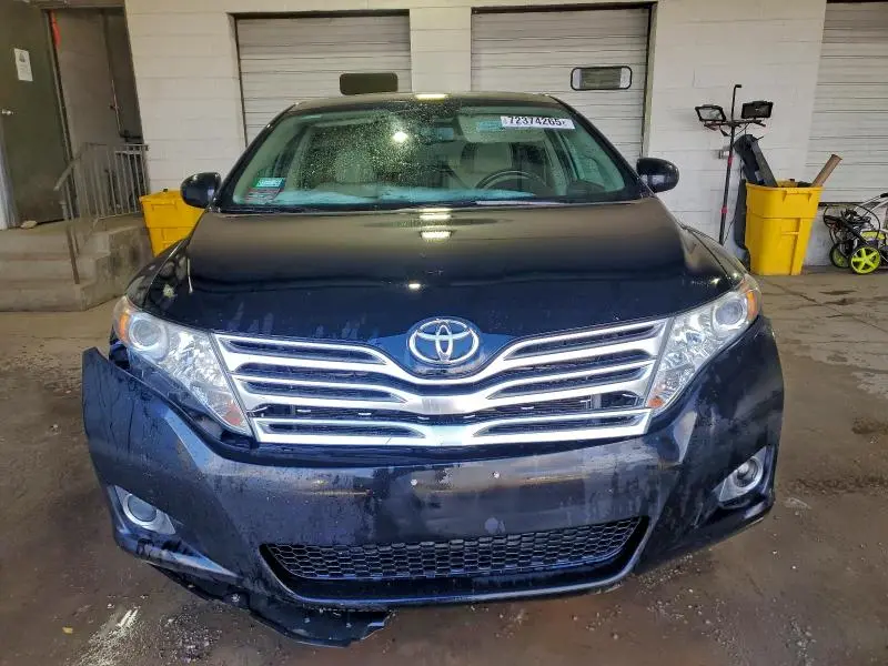 2011 TOYOTA VENZA   