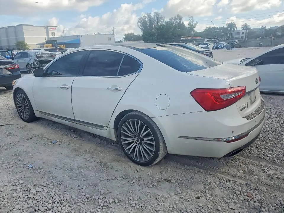 2015 KIA CADENZA PREMIUM  