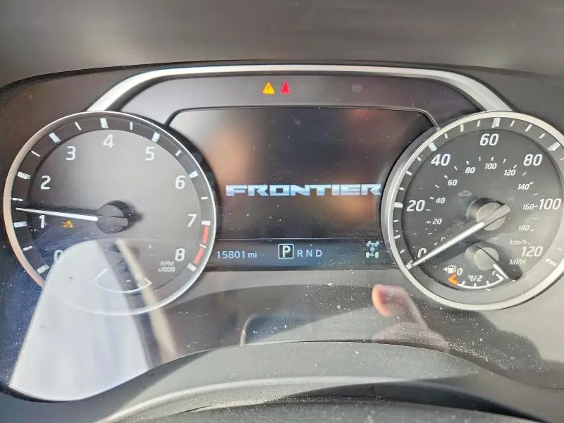 2024 NISSAN FRONTIER SV  
