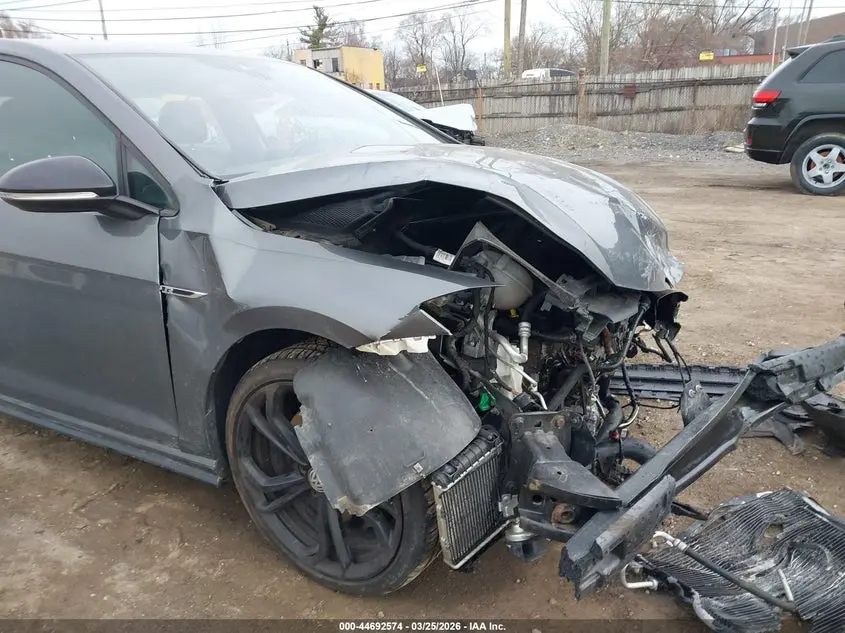 2019 VOLKSWAGEN GOLF R  