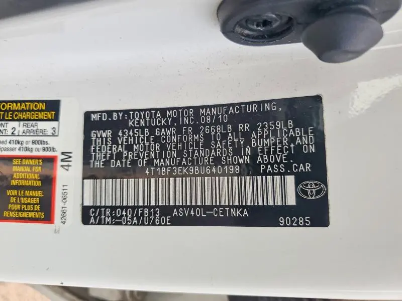 2011 TOYOTA CAMRY LE  