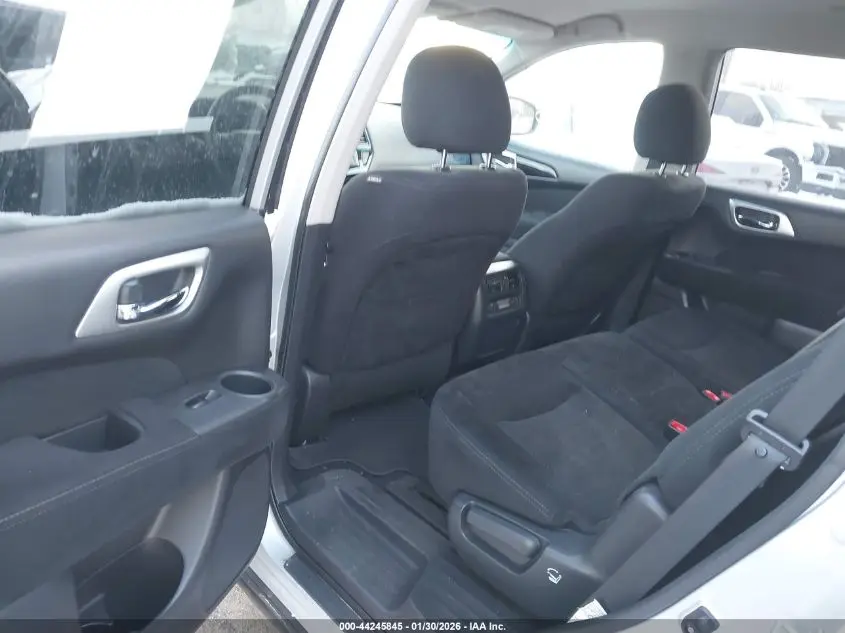 2016 NISSAN PATHFINDER  