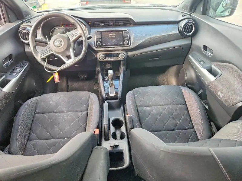 2019 NISSAN KICKS SV  
