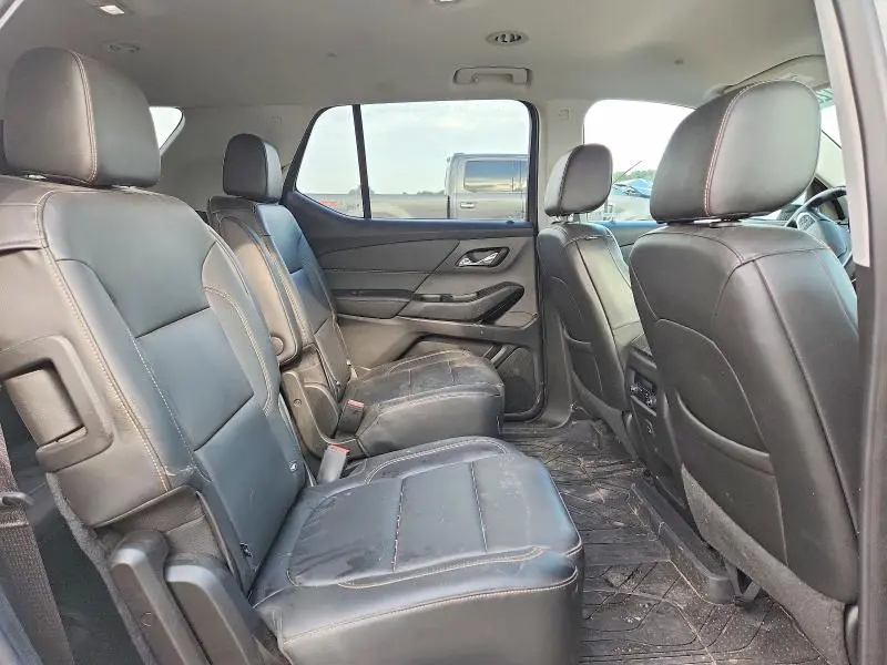 2021 CHEVROLET TRAVERSE LT  