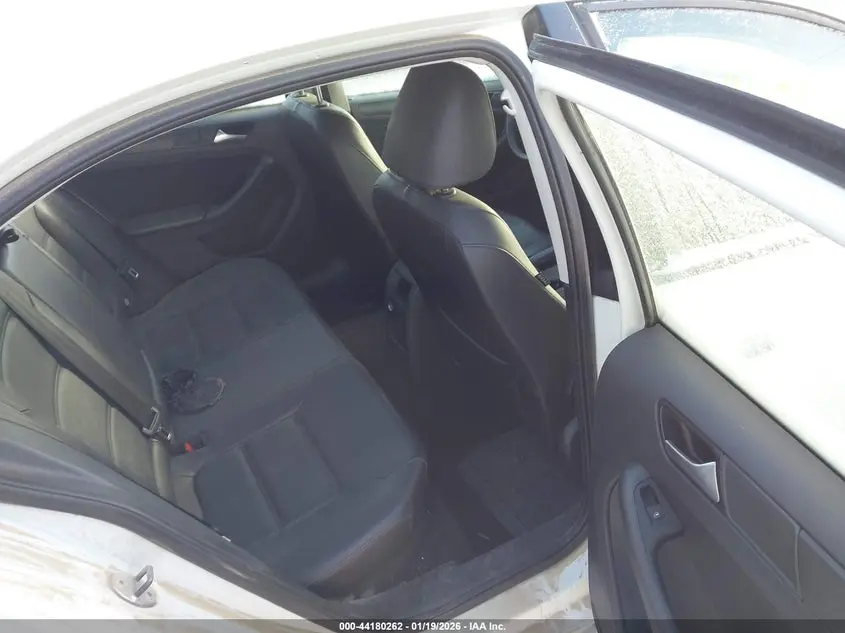 2014 VOLKSWAGEN JETTA 1.8T SE