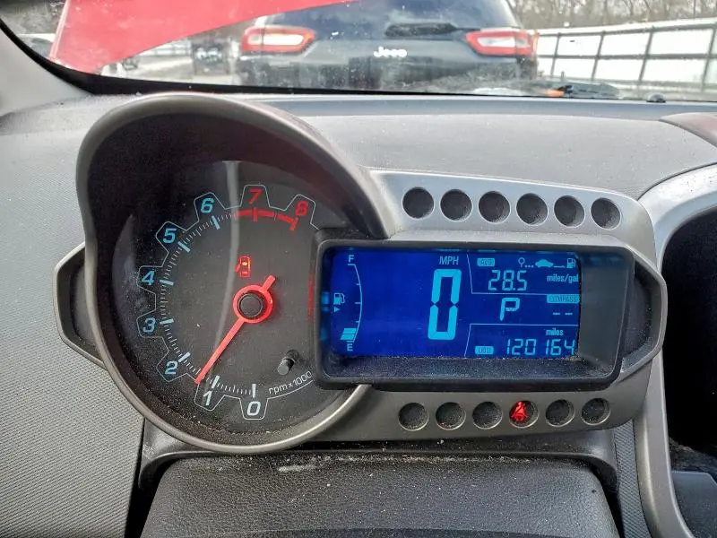 2015 CHEVROLET SONIC LT  