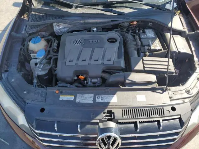 2012 VOLKSWAGEN PASSAT SE  