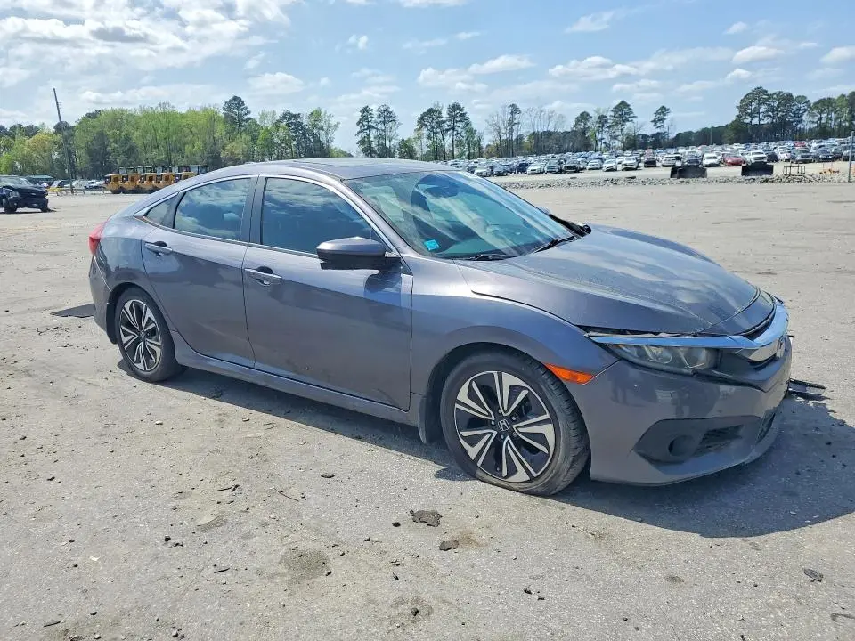 2017 HONDA CIVIC EX  
