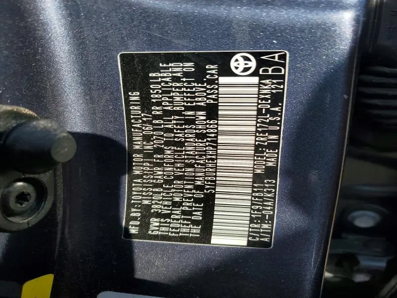 2017 TOYOTA COROLLA L  