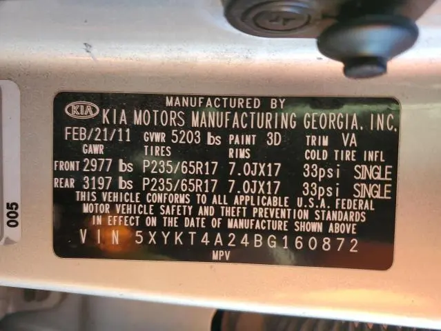 2011 KIA SORENTO BASE  