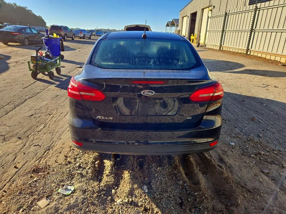 2017 FORD FOCUS SE  