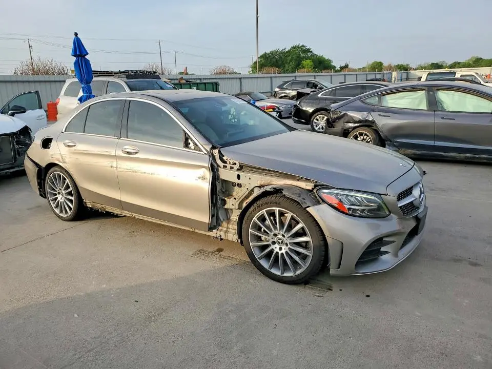 2021 MERCEDES-BENZ C 300  