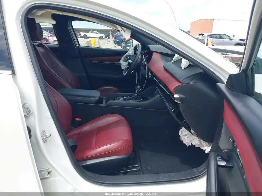 2020 MAZDA MAZDA3 PREMIUM PACKAGE
