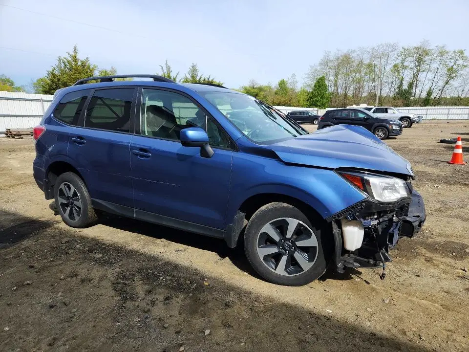 2017 SUBARU FORESTER 2.5I PREMIUM  
